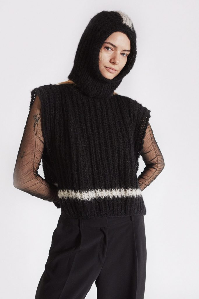 no 5 black